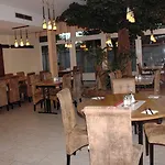 Regiohotel Halle Leipzig Airport - #schkeuditzerkreuz #bar #fruehstuecksbuffet #freeparking 3*