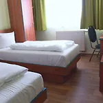 Regiohotel Halle Leipzig Airport - #schkeuditzerkreuz #bar #fruehstuecksbuffet #freeparking Ξενοδοχείο Schkeuditz