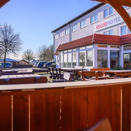 Regiohotel Halle Leipzig Airport - #schkeuditzerkreuz #bar #fruehstuecksbuffet #freeparking 3*