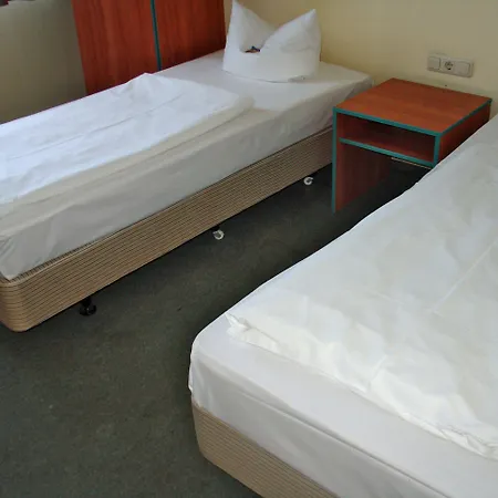 Hotel Regiohotel Halle Leipzig Airport - #schkeuditzerkreuz #bar #fruehstuecksbuffet #freeparking Schkeuditz