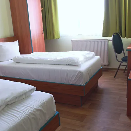 Regiohotel Halle Leipzig Airport - #schkeuditzerkreuz #bar #fruehstuecksbuffet #freeparking Hotel Schkeuditz