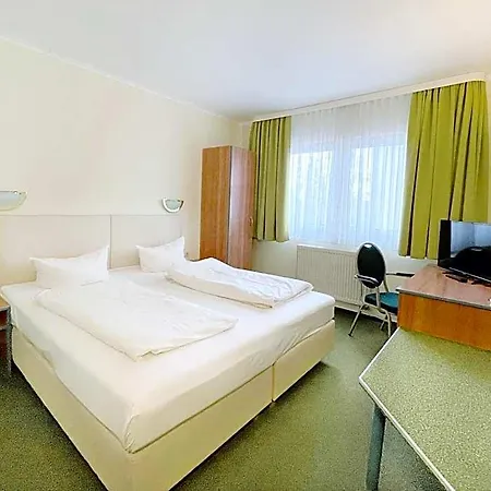 호텔 Regiohotel Halle Leipzig Airport 3*