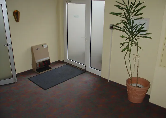 Hotel Regiohotel Halle Leipzig Airport - #schkeuditzerkreuz #bar #fruehstuecksbuffet #freeparking 3*