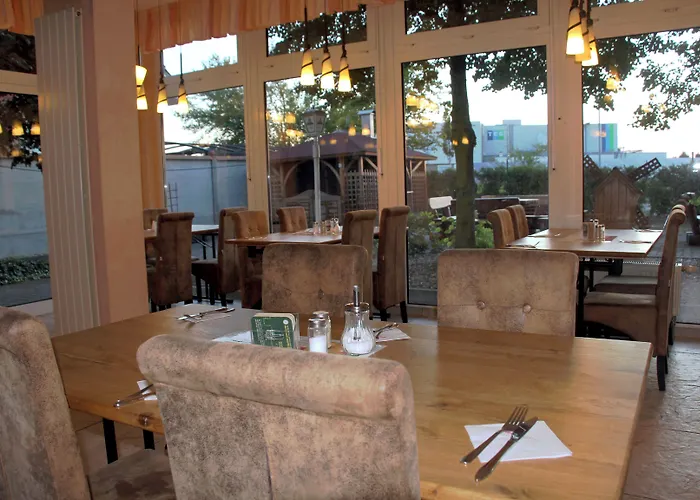 Regiohotel Halle Leipzig Airport - #schkeuditzerkreuz #bar #fruehstuecksbuffet #freeparking 3*