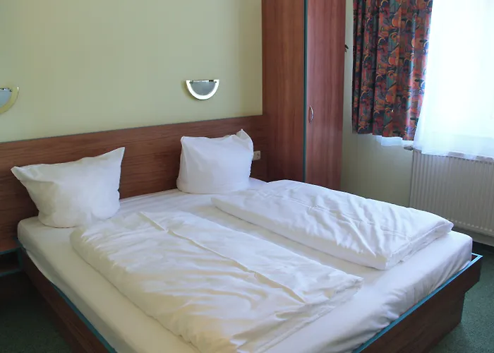 Hotel Regiohotel Halle Leipzig Airport - #schkeuditzerkreuz #bar #fruehstuecksbuffet #freeparking 3*