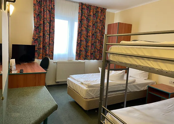 Regiohotel Halle Leipzig Airport - #schkeuditzerkreuz #bar #fruehstuecksbuffet #freeparking Hotel